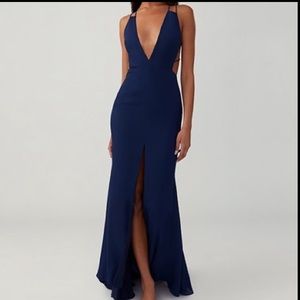 Fame and Partners BLACK GOWN